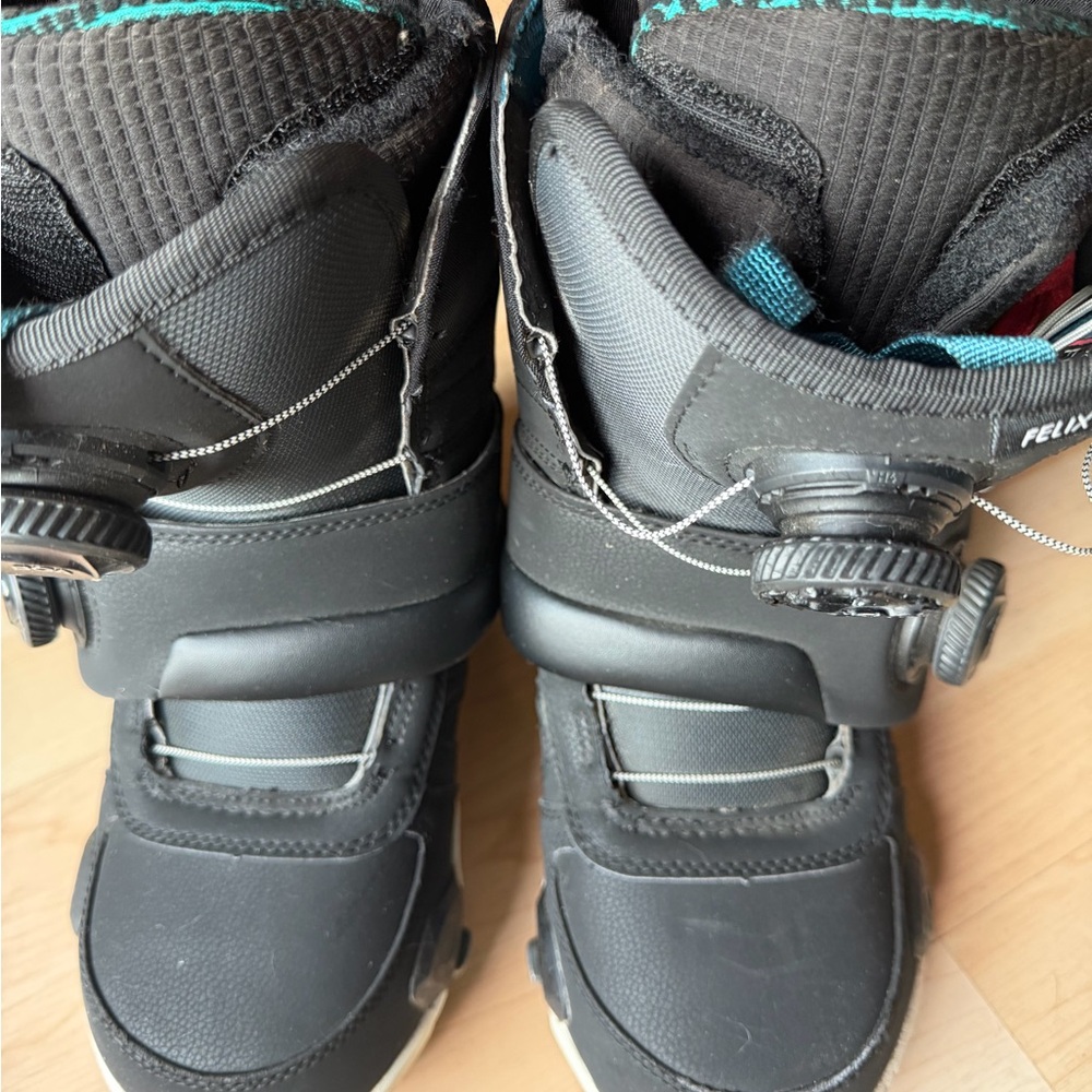 Burton step on boots - Picture 3 of 7